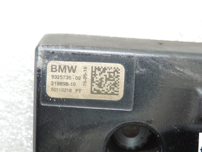 Oriģinālais BMW F31 F31 F30 F06 F20 F20 F23 F15 F16 Mini F56 avārijas antenas vadības bloks