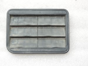Oriģinālais BMW F31 F30 G20 G30 G01 G07 Aizmugurējās ventilācijas virsbūves gaisa sprausla 64229176945