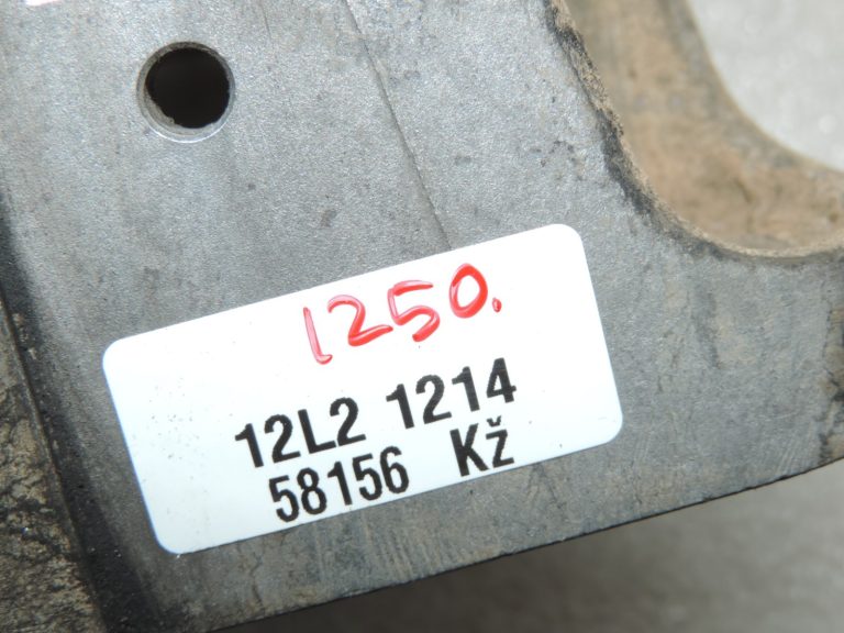 Oriģināls Ford Ranger TKE 2.2 TDCi motora stiprinājuma kronšteins kreisajā pusē