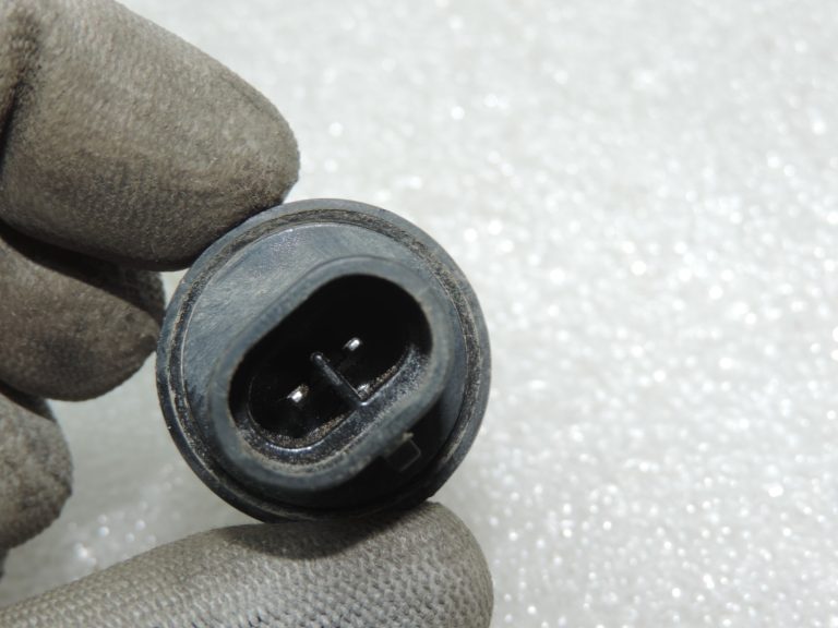Oriģināls Ford Ranger TKE priekšējā stikla mazgāšanas šķidruma līmeņa sensors AB39-17B649-AA