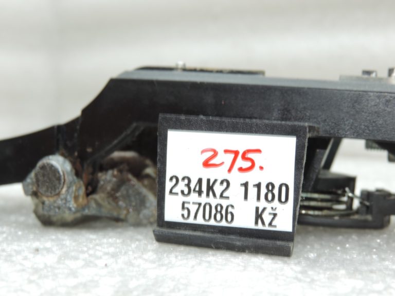 Oriģinālais Ford Ranger TKE Priekšējais kreisais ārdurvju rokturis EB3B-22487-AA
