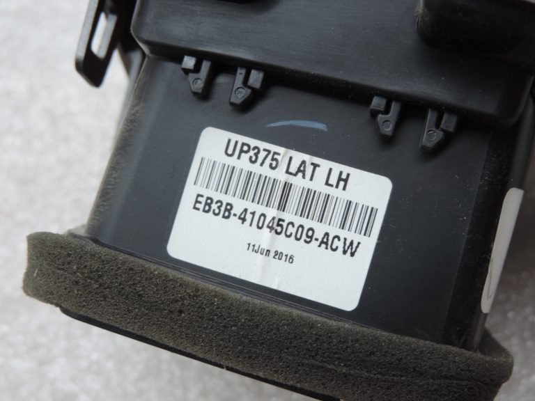Oriģināls Ford Ranger TKE PX2 priekšējais priekšējais kreisais ventilācijas lodziņš