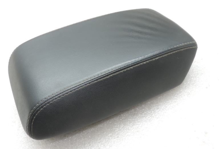 Īsts Ford Ranger TKE PX2 centrālais roku balsts melns Ebony ādas imitācija