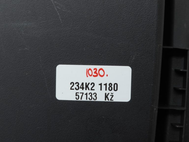 Īsts Ford Ranger TKE PX2 centrālais roku balsts melns Ebony ādas imitācija