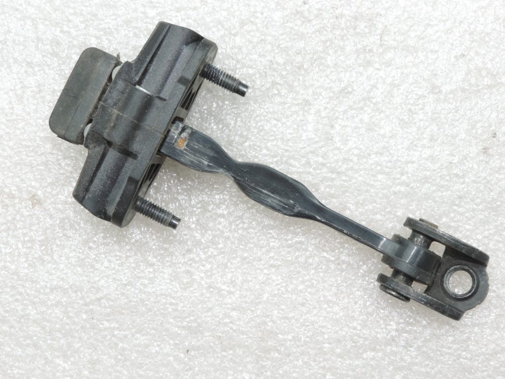 Oriģinālā Ford Ranger TKE Priekšējo durvju bremze kreisā/ labā pusē DEFEKTĪVA AB39-2123552-AF
