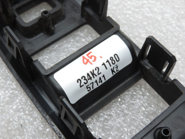 Oriģināls Ford Ranger TKE Priekšējais kreisais logu regulatora slēdža vāks