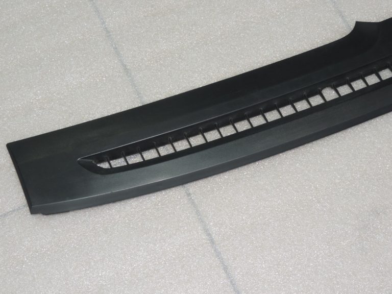 Oriģināls Ford Ranger TKE PX2 priekšējā paneļa vējstikla pārsegs, ventilācijas atveres vāks
