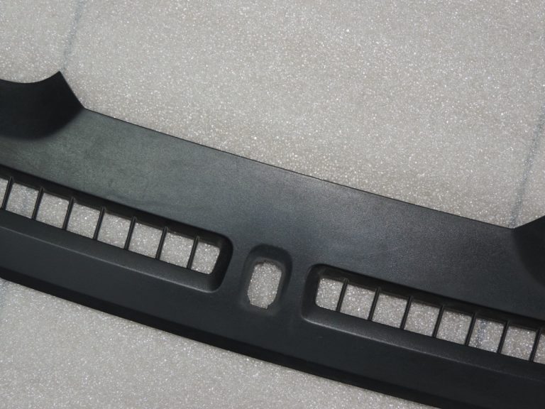 Oriģināls Ford Ranger TKE PX2 priekšējā paneļa vējstikla pārsegs, ventilācijas atveres vāks