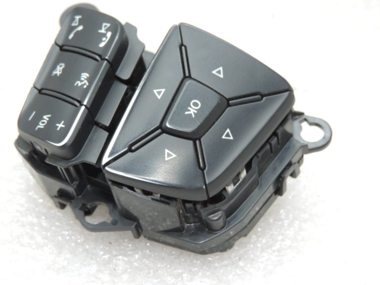 Oriģināls Ford Ranger TKE PX2 stūres slēdzis labajā pusē GB5T-9E740-GA3JA6