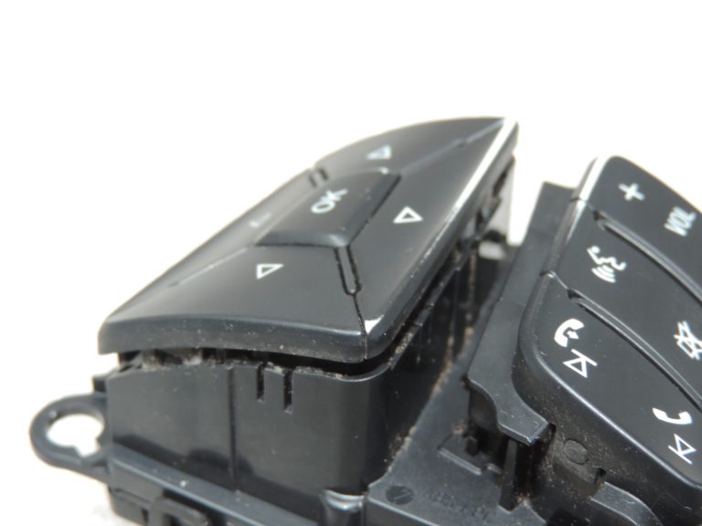Oriģināls Ford Ranger TKE PX2 stūres slēdzis labajā pusē GB5T-9E740-GA3JA6