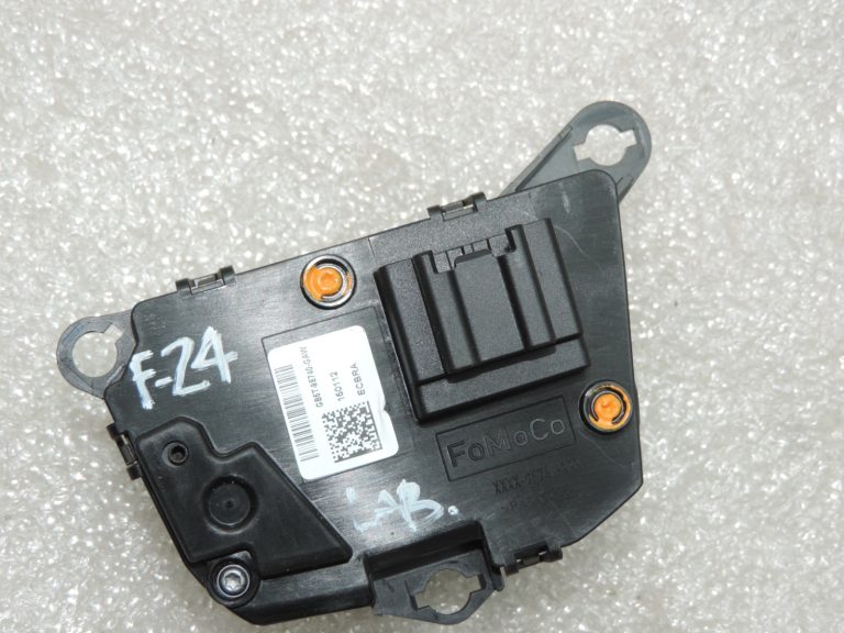Oriģināls Ford Ranger TKE PX2 stūres slēdzis labajā pusē GB5T-9E740-GA3JA6