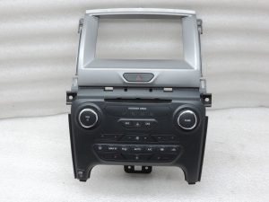 Oriģināls Ford Ranger TKE PX2 gaisa kondicionēšanas vadības panelis EB3T-18E245-FJ3ENU