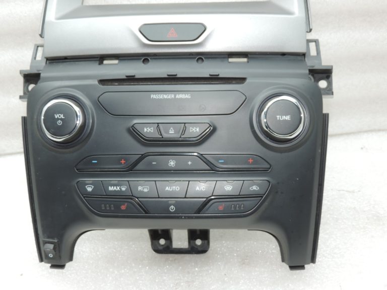 Oriģināls Ford Ranger TKE PX2 gaisa kondicionēšanas vadības panelis EB3T-18E245-FJ3ENU