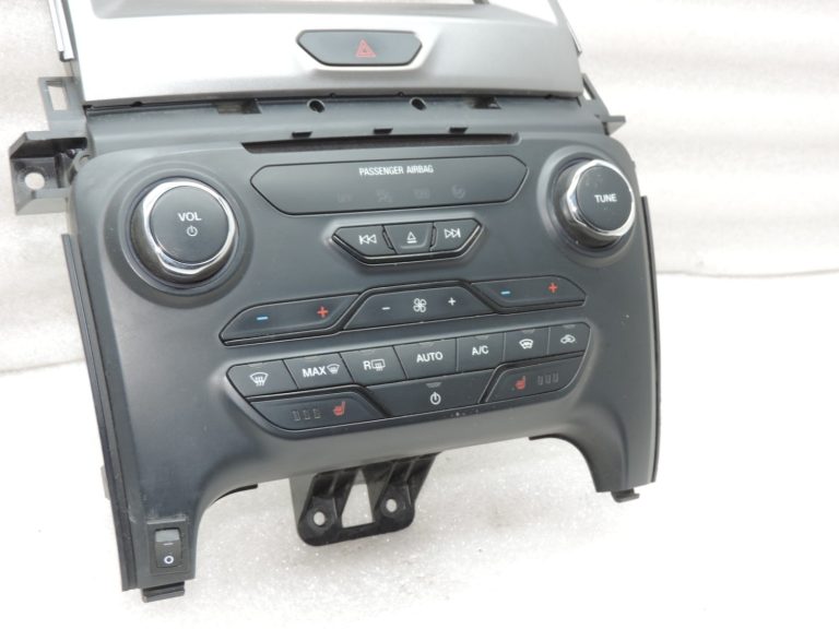 Oriģināls Ford Ranger TKE PX2 gaisa kondicionēšanas vadības panelis EB3T-18E245-FJ3ENU