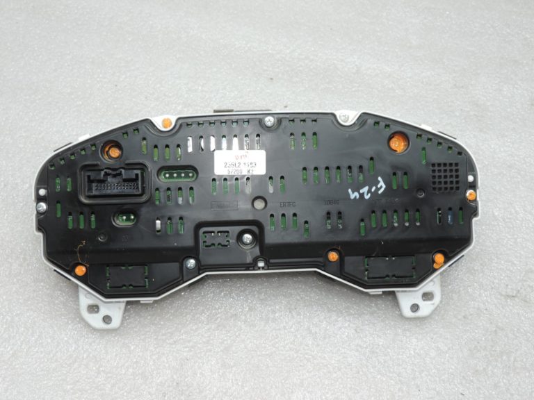 Oriģināls Ford Ranger TKE PX2 dīzeļdegvielas instrumentu klastera spidometrs GB3T-10849-HD3ENU