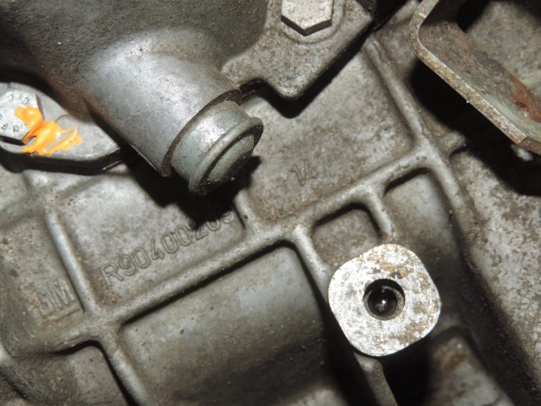 110 Tkm! Opel Astra G Corsa C Kadett E Tigra A benzīna manuālā pārnesumkārba F13C374