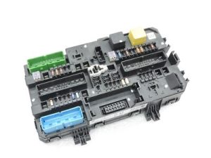 Opel Astra H Aizmugurējā drošinātāju kārba 93182940 DM Atiestatīšana ar kodu