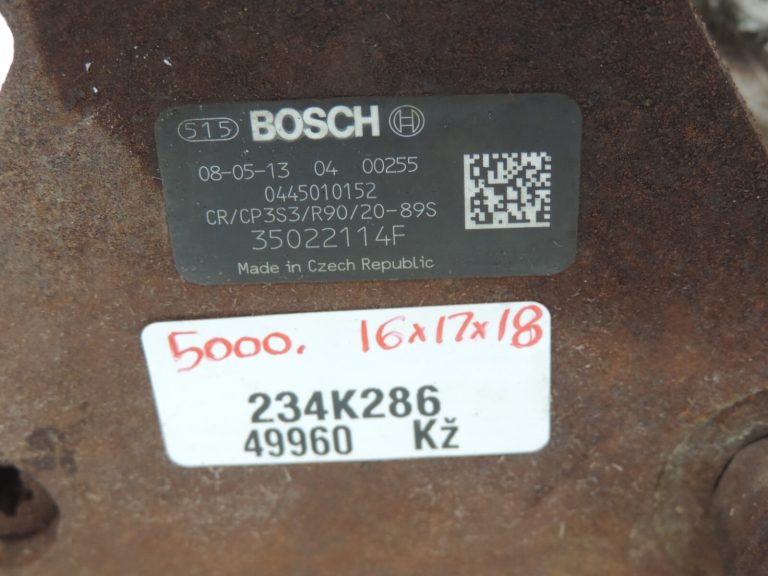 Oriģināls BOSCH Chrysler Voyager V (RT) 2.8 CRDi augstspiediena sūknis 68046351AA