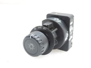 Isuzu Bighorn Opel Monterey переключатель света фар 8970776031
