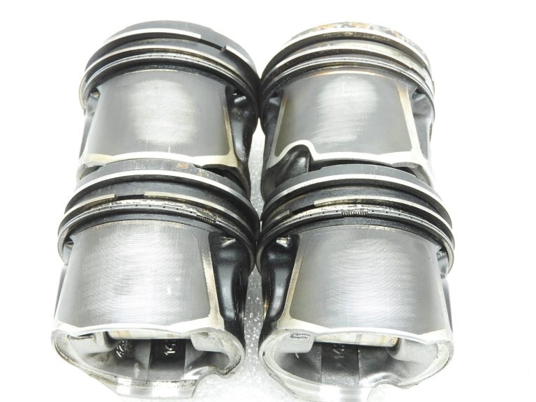 Oriģināls 4 virzuļu komplekts Alfa Opel Chevrolet Fiat 1.3 CDTI 55220492 73502643