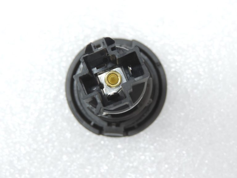 Oriģinālais Opel Meriva B 12V savienojuma ligzda Kontaktligzda 13502523, YR00306080