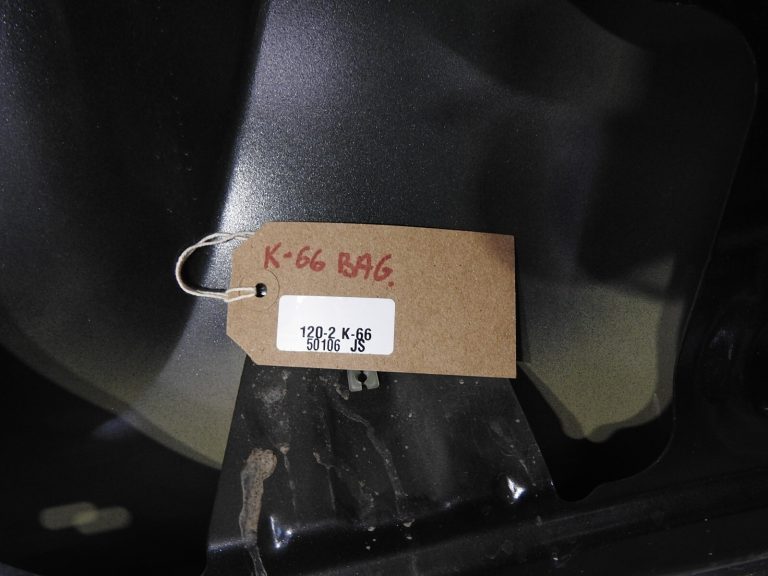 Opel Meriva B bagāžnieka vāks bez stikla 13330713 13408769 22C / GAR
