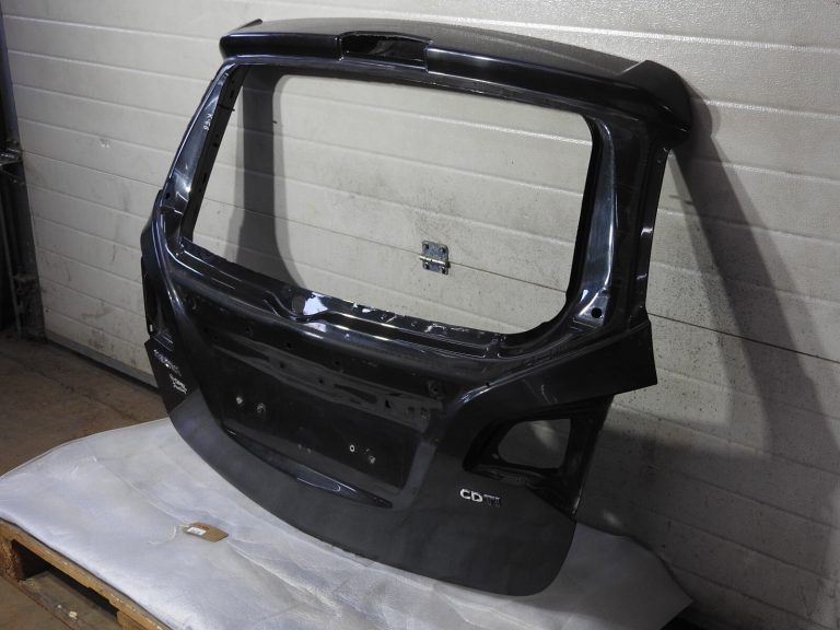 Opel Meriva B bagāžnieka vāks bez stikla 13330713 13408769 22C / GAR