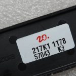 Mazda 6 GJ Priekšējais labās grīdas apakšējais numurs Rāmja rāmja numura vāciņš