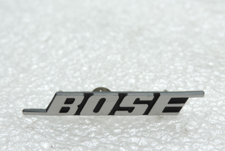 Oriģināls Mazda 6 GJ BOSE skaļruņa vāciņš priekšējo durvju emblēma kreisā labā pusē