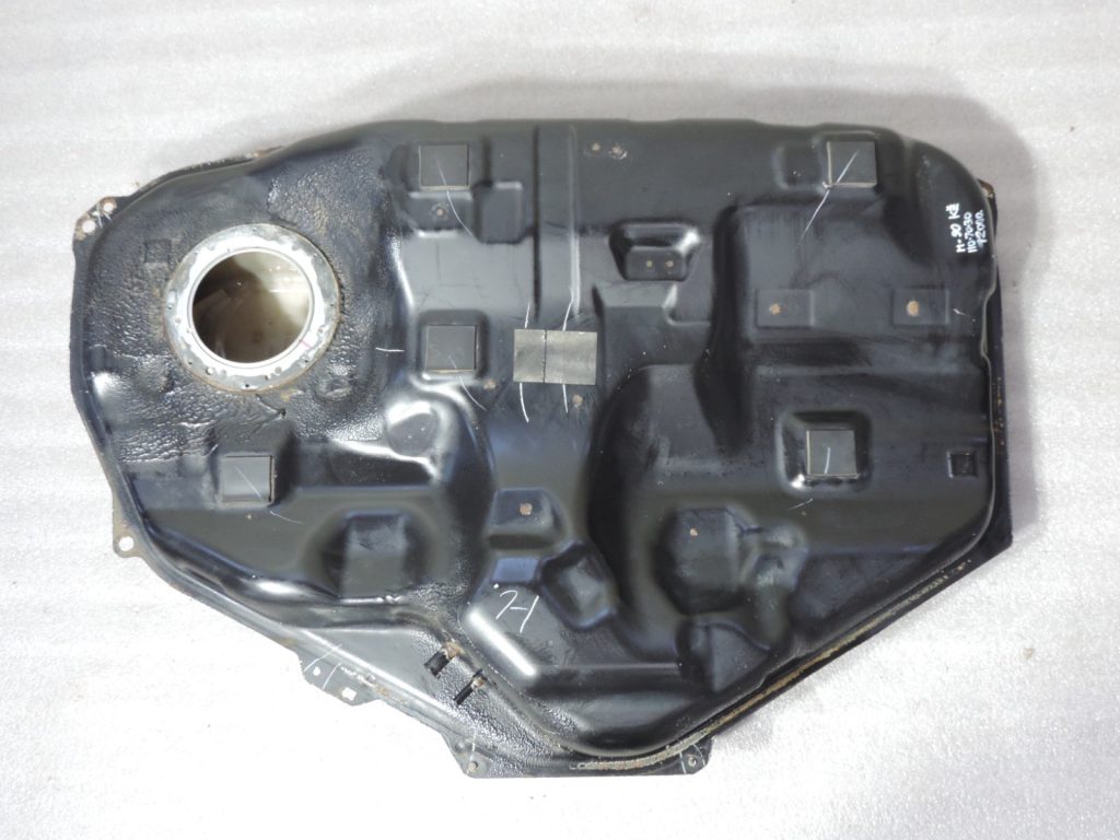Оригинальный топливный бак Mazda 6 GJ/GL Notchback 2.2 SkyActiv-D GHT242110