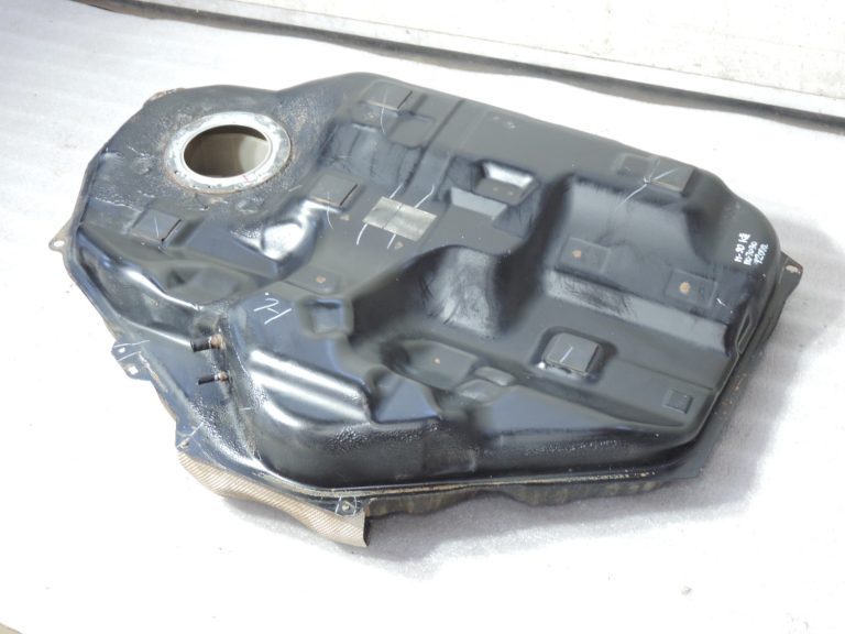 Oriģinālā Mazda 6 GJ/GL 2.2 SkyActiv-D degvielas tvertne GHT242110