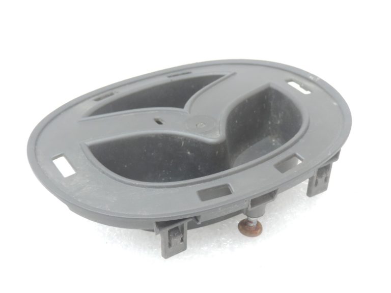 Oriģinālā Mazda 6 GJ Priekšējā radiatora režģa emblēmas turētājs Basic holder GHP950716A