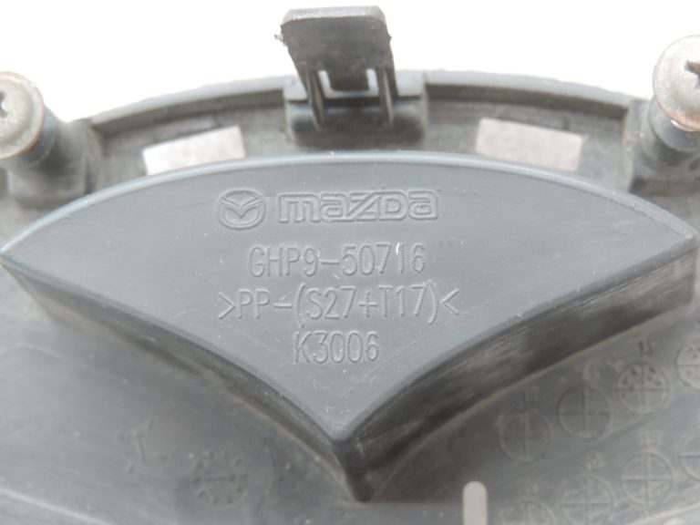Oriģinālā Mazda 6 GJ Priekšējā radiatora režģa emblēmas turētājs Basic holder GHP950716A