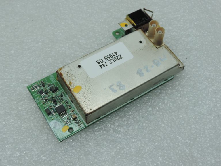 Mercedes W207 W212 W218 Radio vadības bloks A2129007225 Rezerves daļu komponents