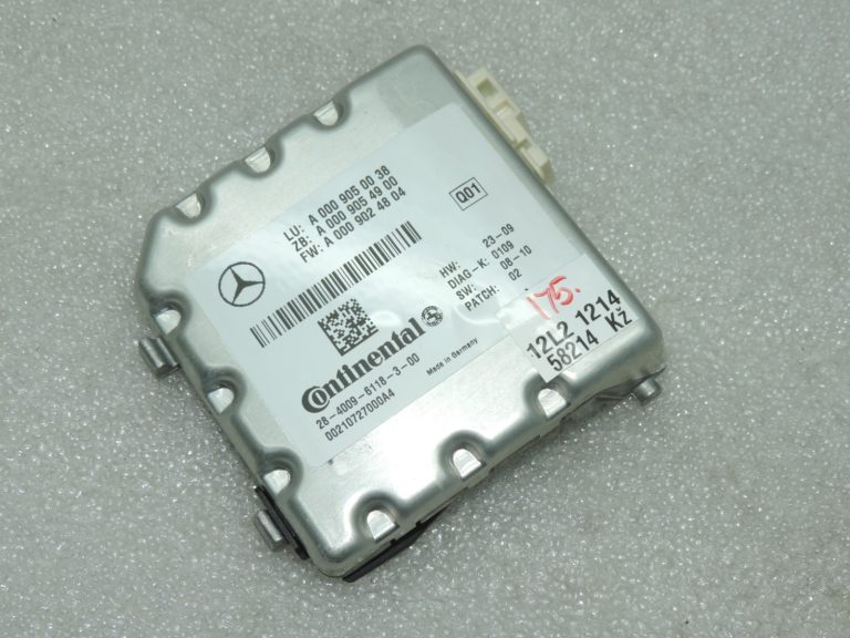Oriģinālā Mercedes Benz W212 W204 priekšējā daudzfunkcionālā kamera A0009057202