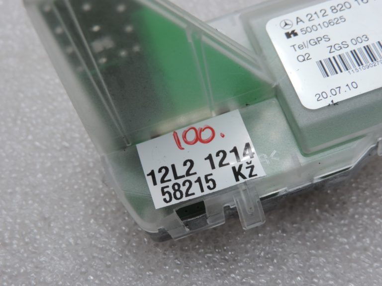 Oriģinālais Mercedes Benz W212 jumta antenas GPS antenas vadības bloks A2128201675