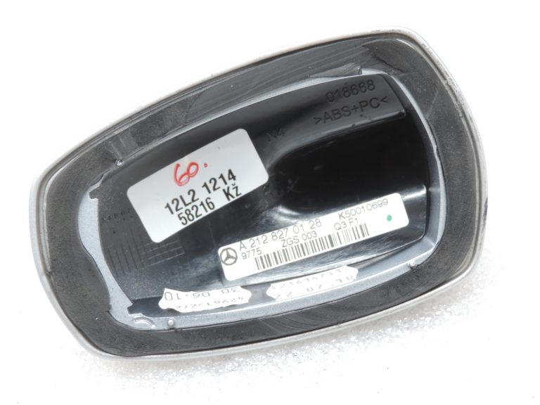 Oriģināls Mercedes W212 jumta antenas GPS antenas vāks Iridium silver