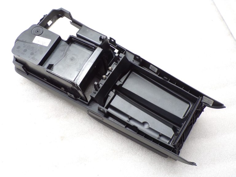 Oriģināls Mercedes E-Class W212 centrālais roku balsts A2126800298