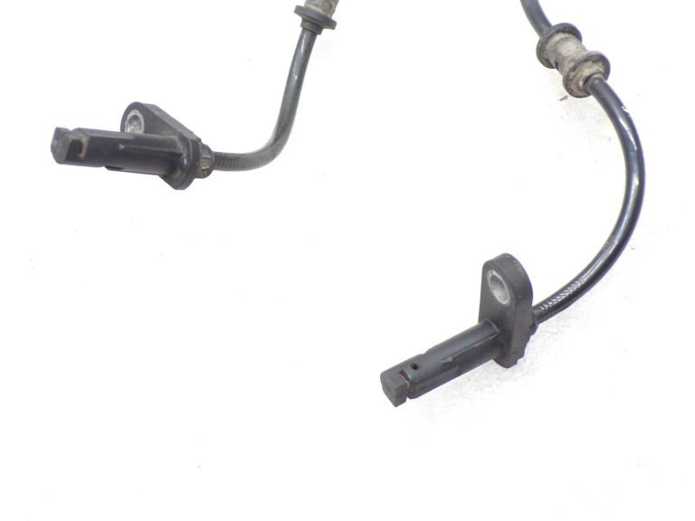 2x oriģināls Mercedes Benz W212 ABS riteņa ātruma sensors aizmugurējais kreisais un labais