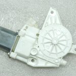 Oriģinālais Mercedes Benz W212 W204 Logu regulatora motors priekšējais labais
