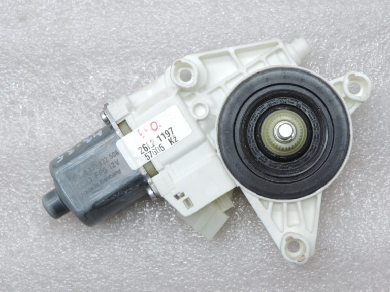 Oriģinālais Mercedes Benz W212 W204 Logu regulatora motors aizmugurējā labajā pusē