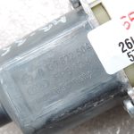 Oriģinālais Mercedes Benz W212 W204 Logu regulatora motors aizmugurējā labajā pusē