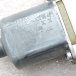 Oriģinālais Mercedes Benz W212 W204 Logu regulatora motors aizmugurējā labajā pusē