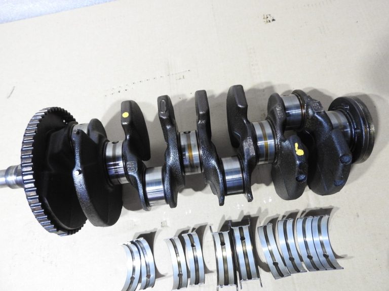 Kloķvārpsta priekš Opel Ascona Astra Vectra Kadett Omega 90297267 90500609