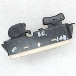 Opel Frontera B Priekšējais labās puses logu regulatora slēdzis Slēdzis 97174585