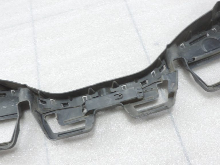 Oriģināls Renault Espace V aizmugurējā bampera kronšteins 850421142R