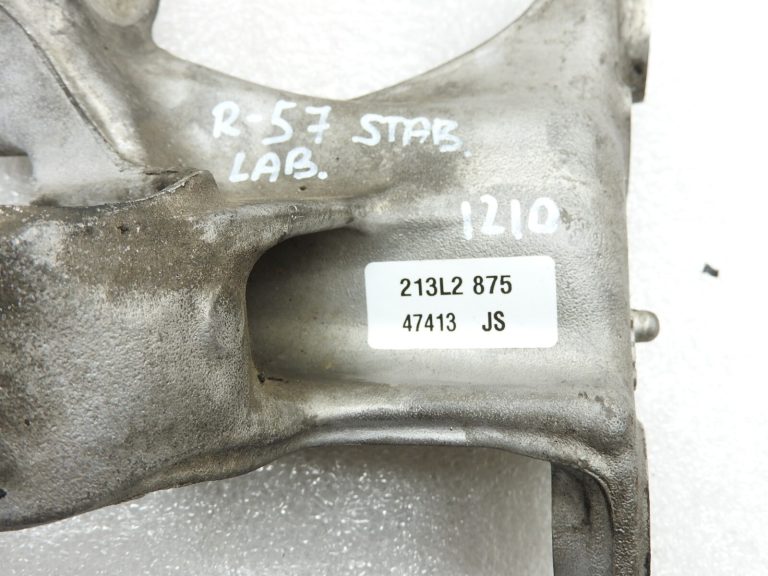 RENAULT ESPACE V JR Priekšējā labā stabilizatora kronšteins 548501191R