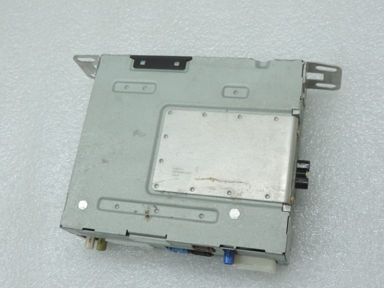 Oriģinālais Renault Espace V LANR14 Radio 281159108R