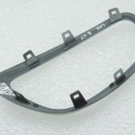 Oriģinālais Renault Espace V instrumentu paneļa ventilācijas atveres vāks labajā pusē sudraba HARM02