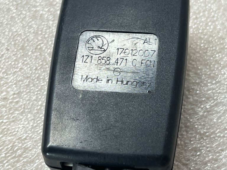 Skoda octavia priekšējā kreisā drošības jostas sprādze 1Z1858471C 1Z1858471CFCN